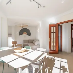 renthas-trinidad-apartment.1costadelsol.com/