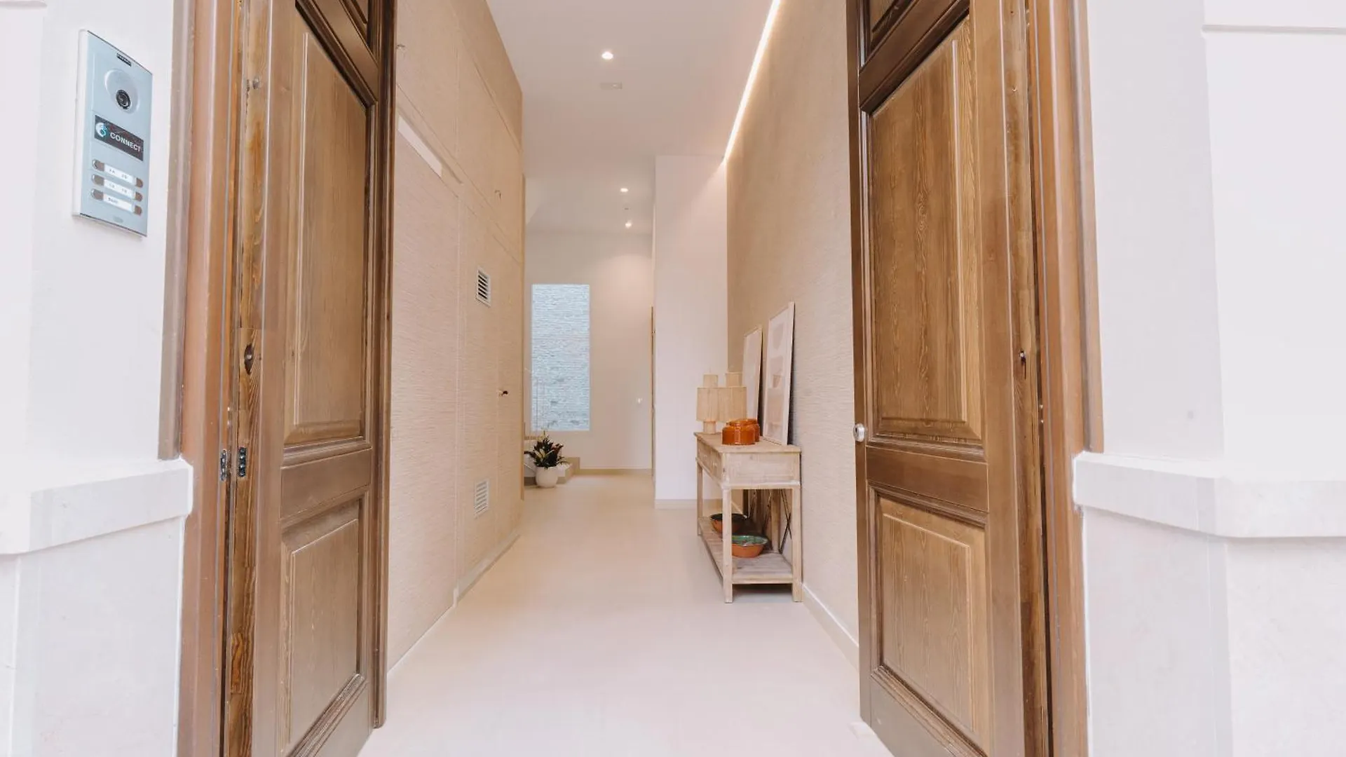 Carmen Suites Malaga Apartment